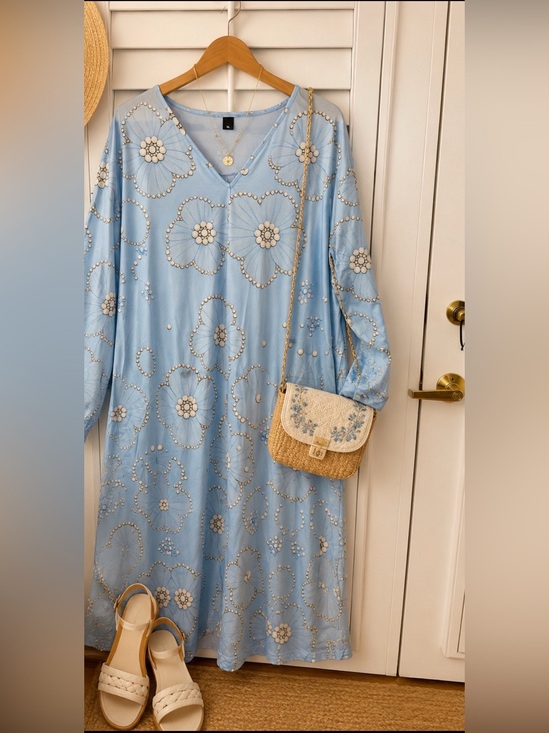 None Dresses & Skirts - Light Blue Floral Embellished V-Neck Women’s Dress XL